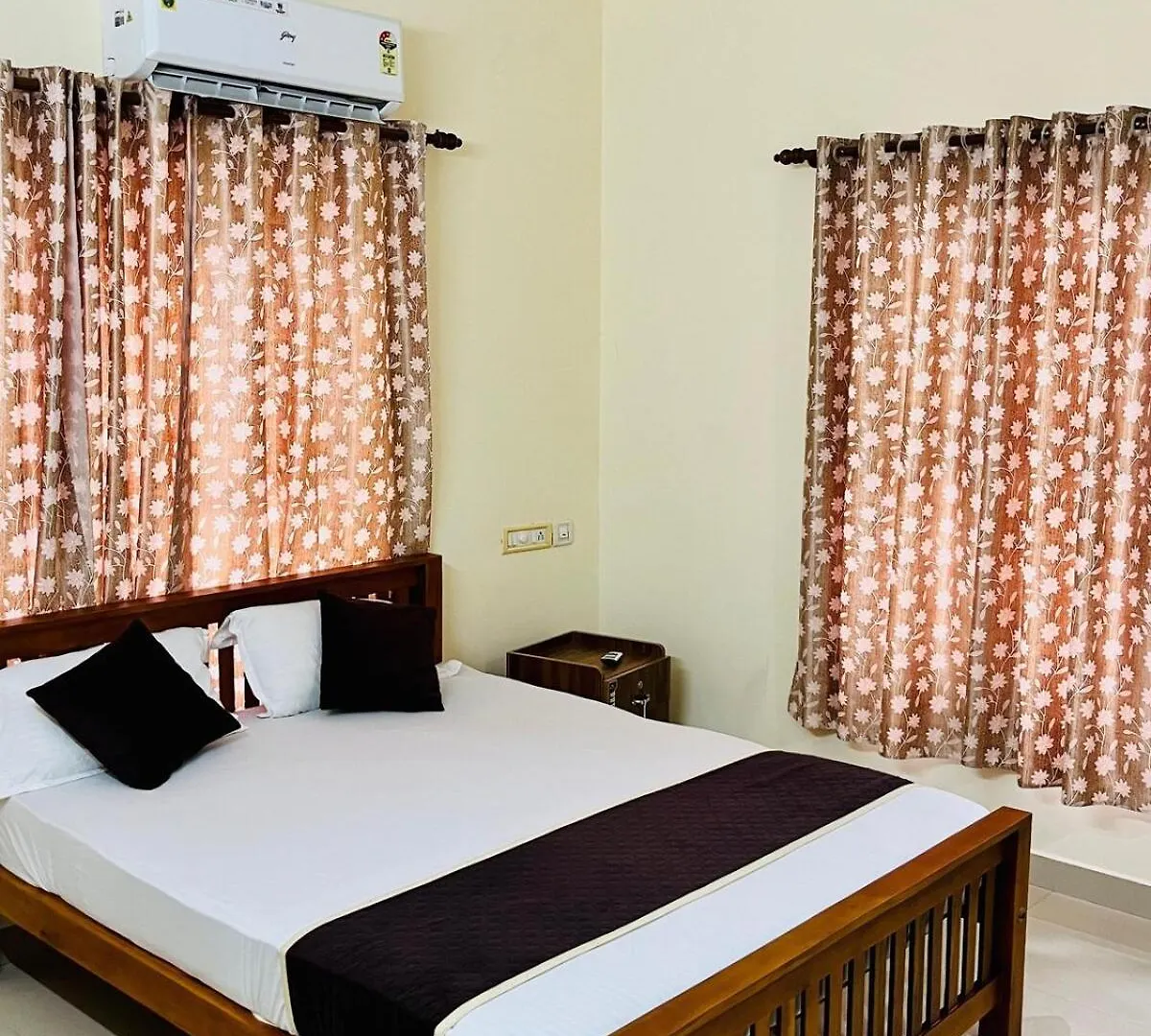 3Bhk Spacious Villa Near Rajagiri Hospital Kochi 0*,