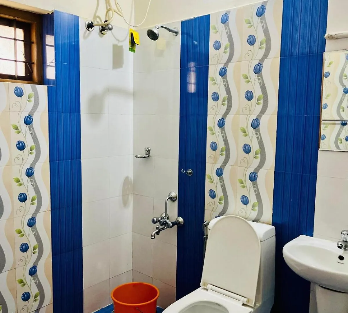 3Bhk Spacious Villa Near Rajagiri Hospital Kochi India